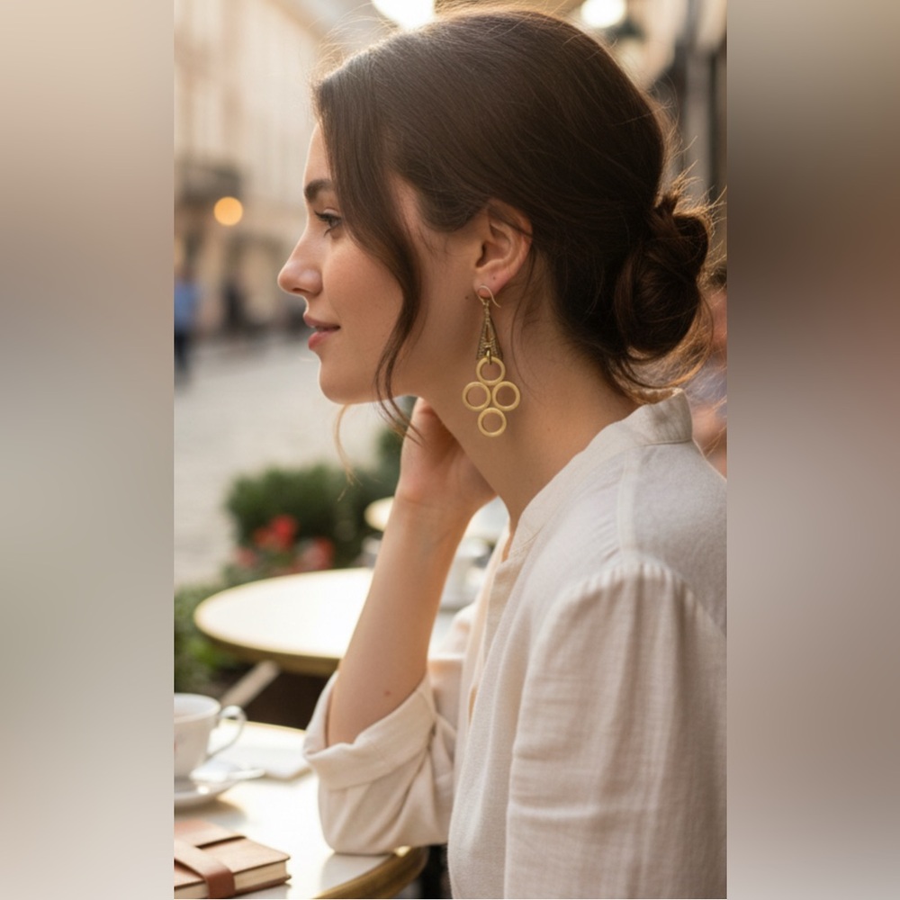 Mark Edge Four Circle Dangle Earrings - image 2